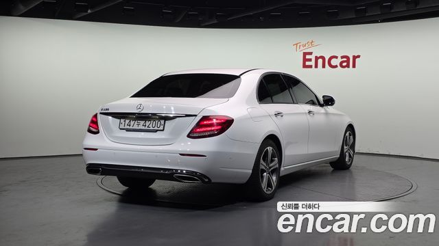 Mercedes-Benz E-Class E300 Avantgarde