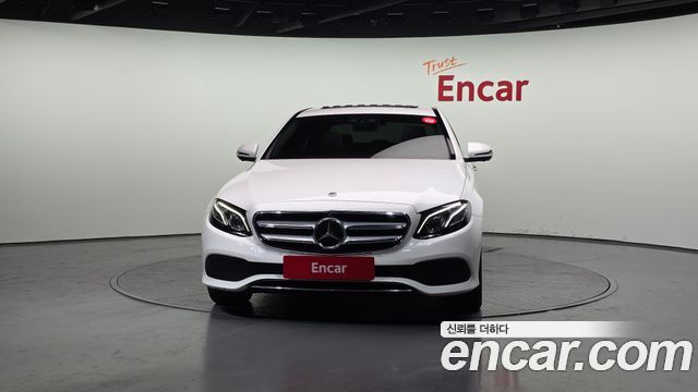 Mercedes-Benz E-Class E300 Avantgarde