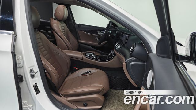 Mercedes-Benz E-Class E300 Avantgarde