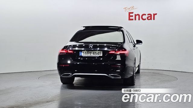 Mercedes-Benz E-Class E350 4MATIC AMG Line
