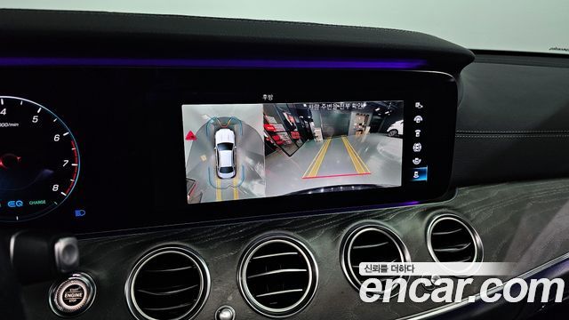 Mercedes-Benz E-Class E350 4MATIC AMG Line