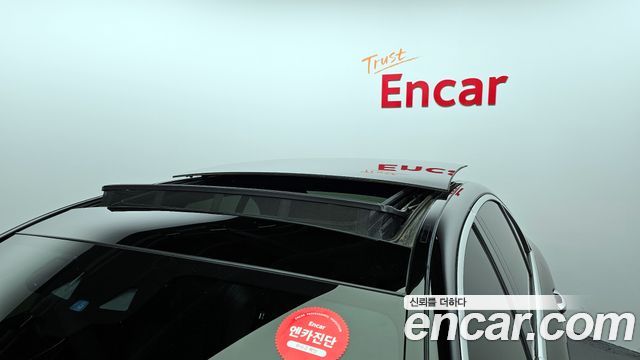 Mercedes-Benz E-Class E350 4MATIC AMG Line