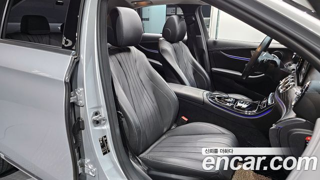 Mercedes-Benz E-Class E220d 4MATIC Exclusive