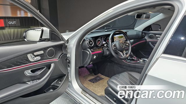 Mercedes-Benz E-Class E220d 4MATIC Exclusive