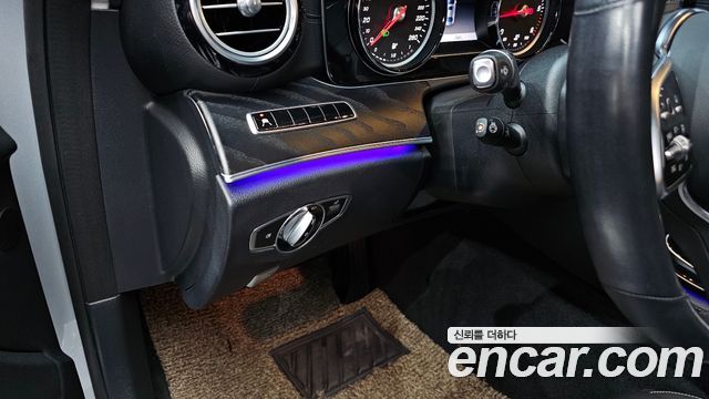 Mercedes-Benz E-Class E220d 4MATIC Exclusive