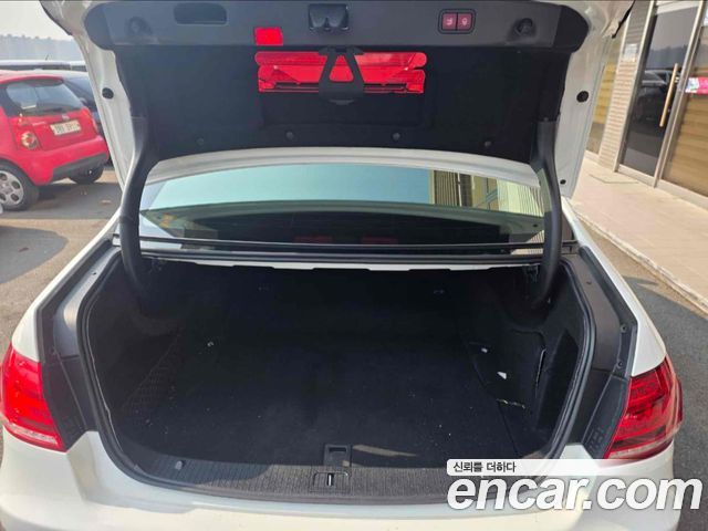 Mercedes-Benz E-Class E220 CDI Avantgarde