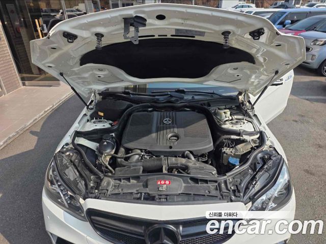 Mercedes-Benz E-Class E220 CDI Avantgarde