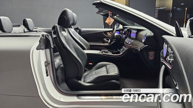 Mercedes-Benz E-Class W213 E220d Cabriolet