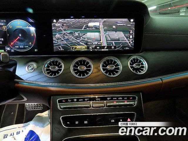 Mercedes-Benz E-Class E300d 4MATIC Coupe