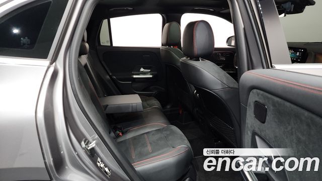 Mercedes-Benz GLA-Class GLA45 AMG 4MATIC+