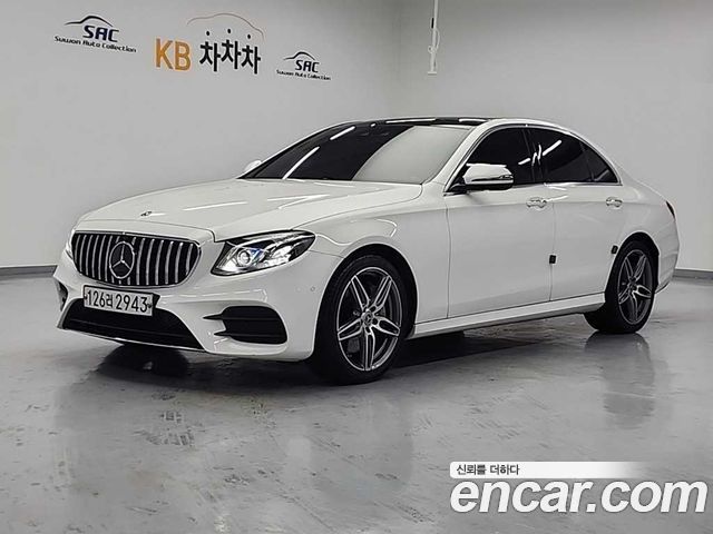 Mercedes-Benz E-Class E300 4MATIC AMG Line