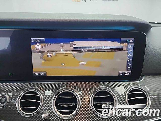 Mercedes-Benz E-Class E300 4MATIC AMG Line