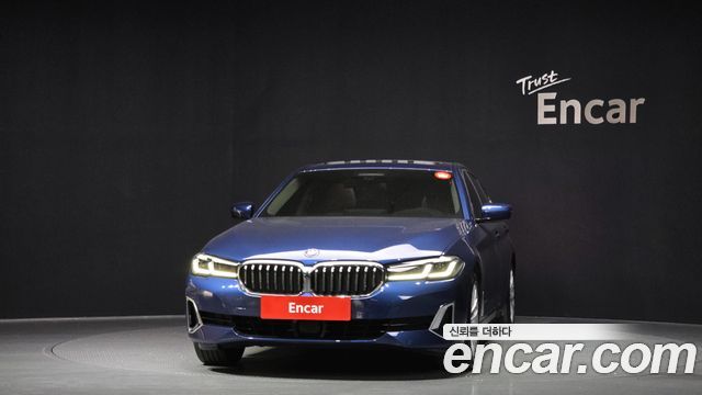 BMW 5-Series 530i Luxury