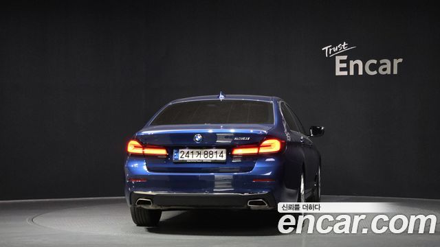 BMW 5-Series 530i Luxury