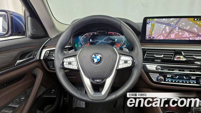 BMW 5-Series 530i Luxury