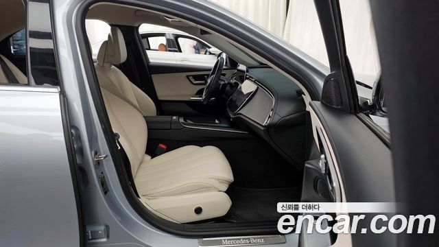 Mercedes-Benz E-Class E200 Avantgarde Limited