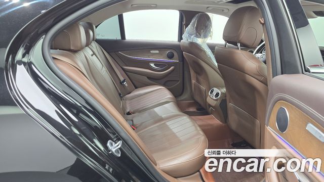 Mercedes-Benz E-Class E220d 4MATIC Exclusive