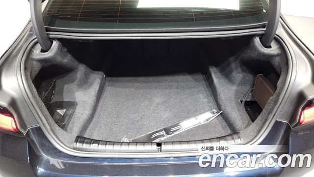 BMW 5-Series 530i M Sport Package