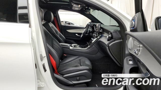 Mercedes-Benz GLC-Class AMG GLC63 S 4MATIC+ Coupe