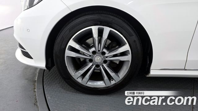 Mercedes-Benz E-Class E220 Bluetec Avantgarde