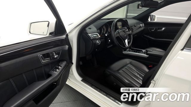Mercedes-Benz E-Class E220 Bluetec Avantgarde
