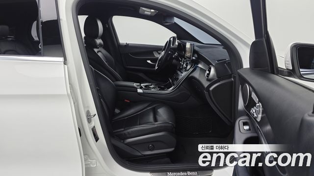 Mercedes-Benz GLC-Class GCL300 4MATIC Coupe