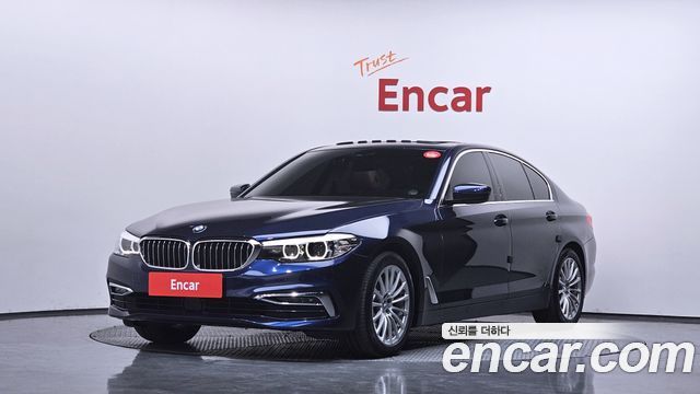 BMW 5-Series 520i Luxury