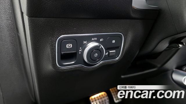 Mercedes-Benz GLB-Class GLB250 4MATIC