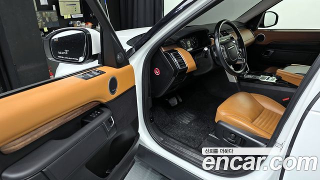 Land Rover Discovery 3.0 TD6 HSE Luxury