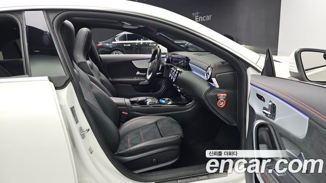 Mercedes-Benz CLA-Class CLA250 4MATIC