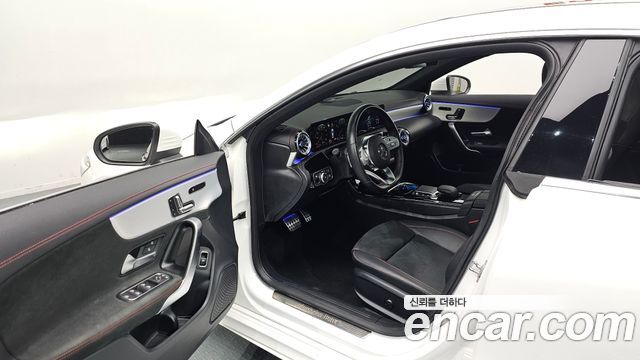 Mercedes-Benz CLA-Class CLA250 4MATIC