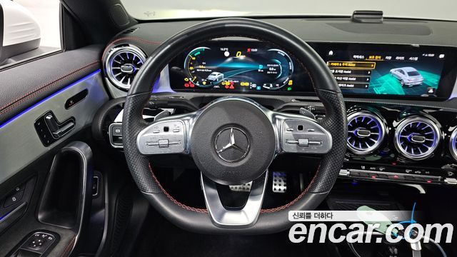 Mercedes-Benz CLA-Class CLA250 4MATIC