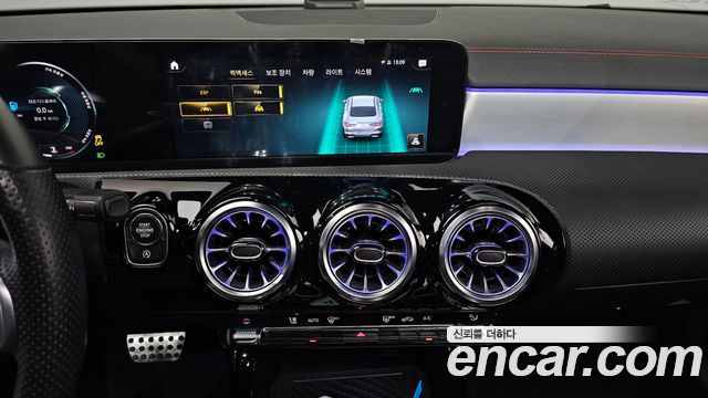 Mercedes-Benz CLA-Class CLA250 4MATIC