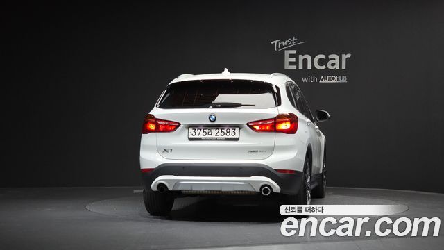 BMW X1 xDrive 20i xLine