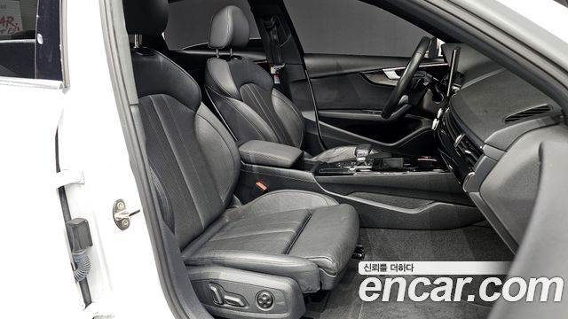 Audi A4 40 TFSI Premium