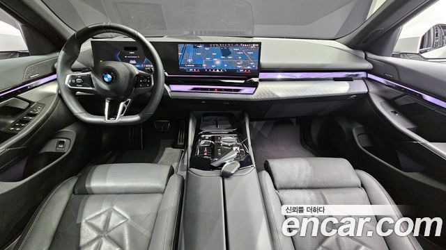 BMW 5-Series 530i xDrive M Sport