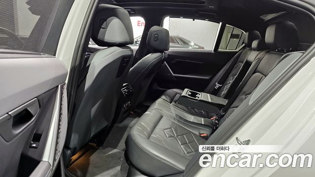 BMW 5-Series 530i xDrive M Sport