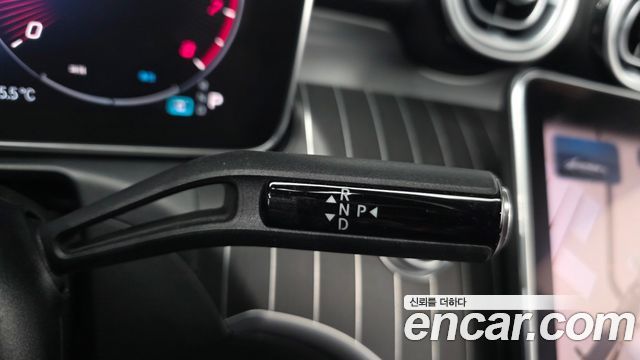 Mercedes-Benz C-Class C200 4MATIC Avantgarde