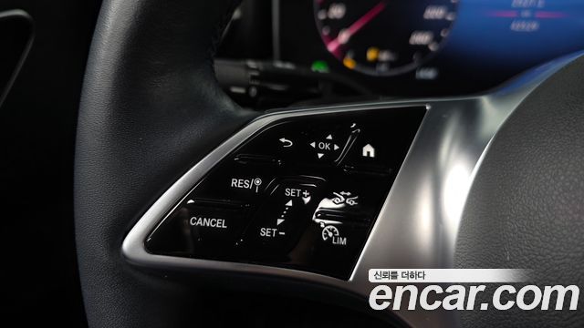 Mercedes-Benz C-Class C200 4MATIC Avantgarde