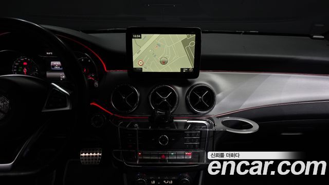 Mercedes-Benz CLA-Class CLA250 4MATIC AMG Line
