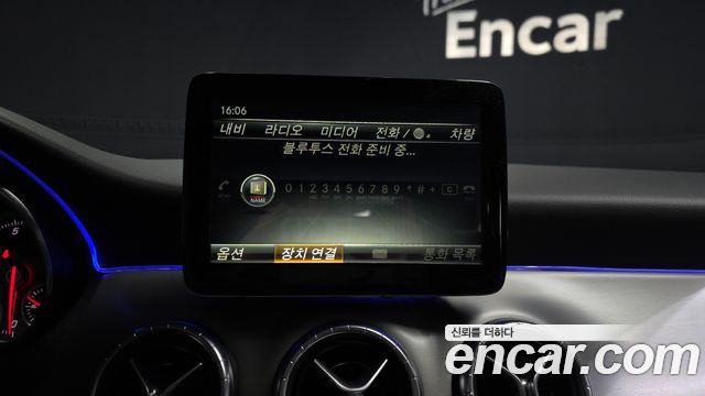Mercedes-Benz CLA-Class CLA250 4MATIC AMG Line