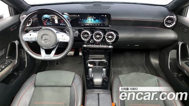 Mercedes-Benz A-Class A250 4MATIC Sedan
