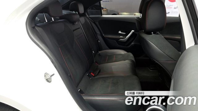 Mercedes-Benz A-Class A250 4MATIC Sedan