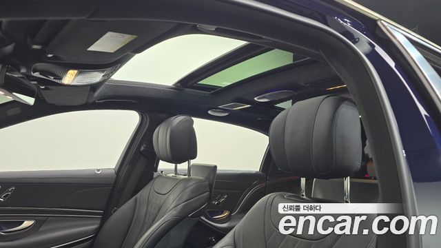 Mercedes-Benz S-Class Maybach S560 4MATIC