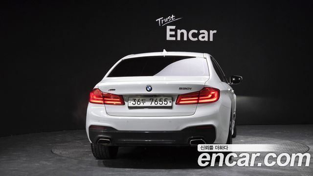 BMW 5-Series 530i xDrive M Sport Package Plus