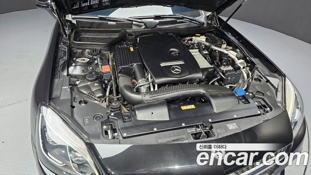 Mercedes-Benz SLC-Class SLC200