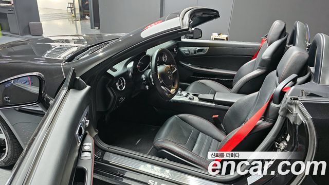 Mercedes-Benz SLC-Class SLC200