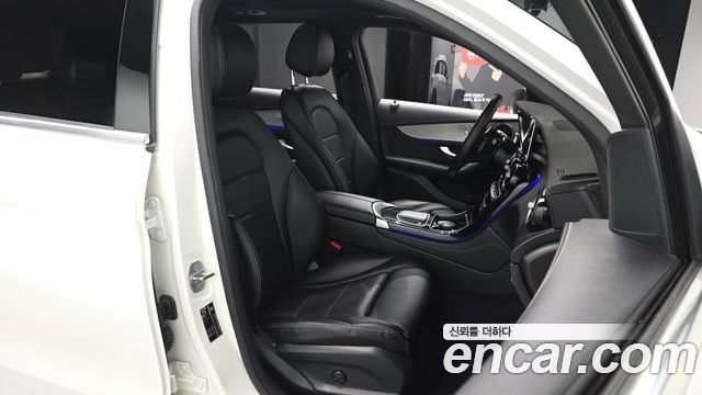 Mercedes-Benz GLC-Class GLC220 d 4MATIC