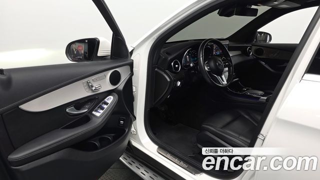 Mercedes-Benz GLC-Class GLC220 d 4MATIC