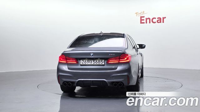 BMW M5 M5 Sedan